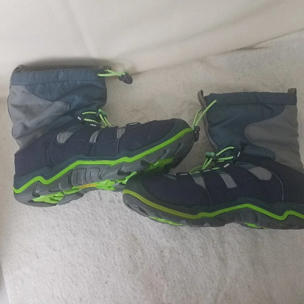 KEEN‎ Waterproof Winter Snow Boots youth's 7 adjustable Laces Warm 1015249